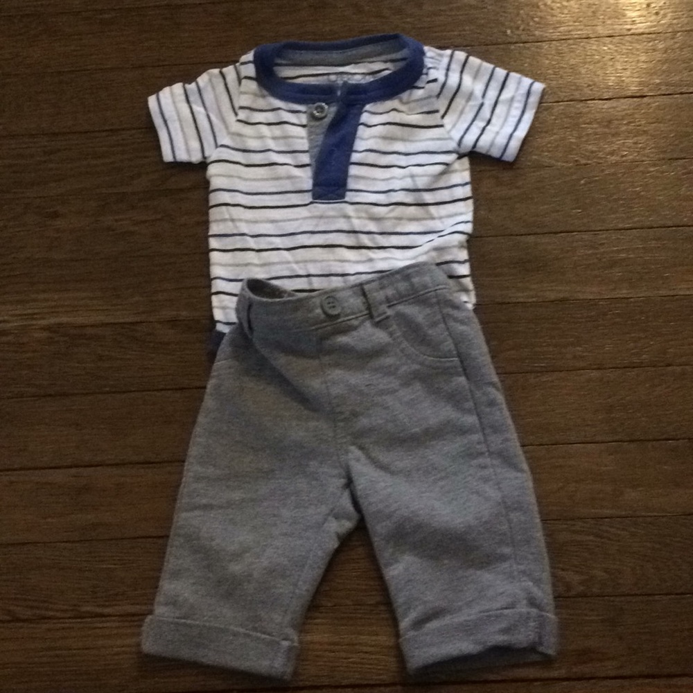 Newborn outfit